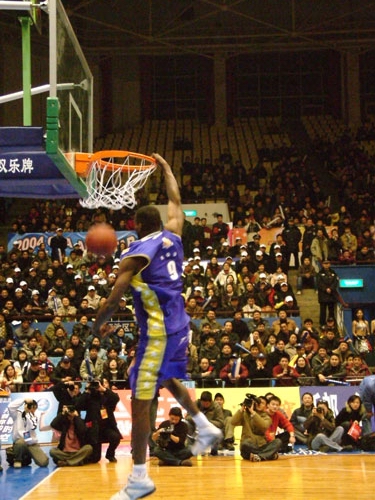 无数球迷的 无数球迷的